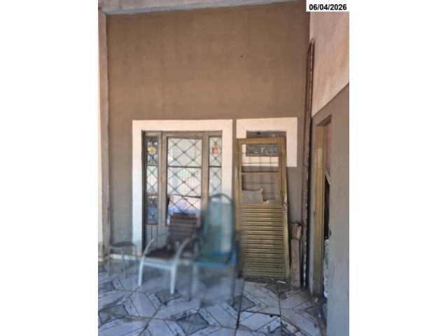 Casa com 3 quartos no Jardim Canaã I (foto 2 de 15)