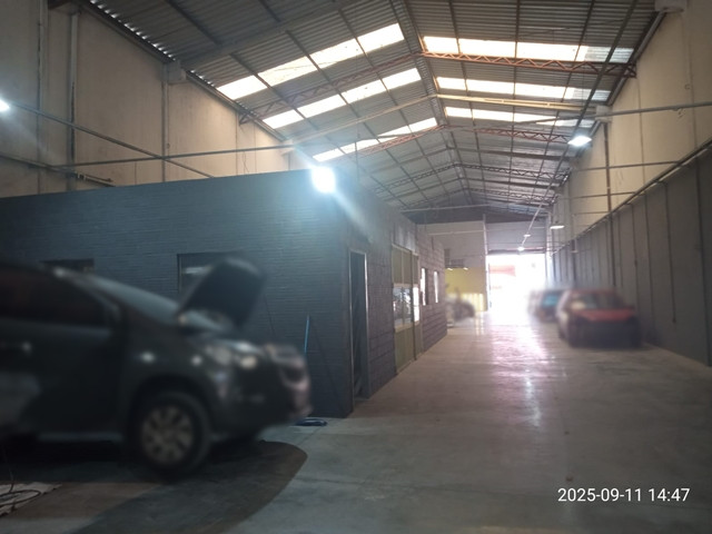 Galpão com 1 quarto no Distrito Industrial (foto 4 de 8)