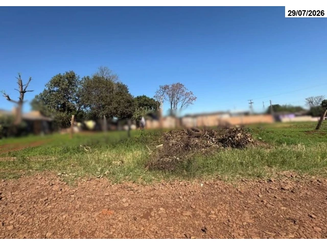 Terreno (foto 2 de 2)