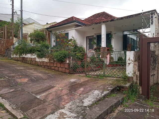 Casa no Medianeira (foto 2 de 3)