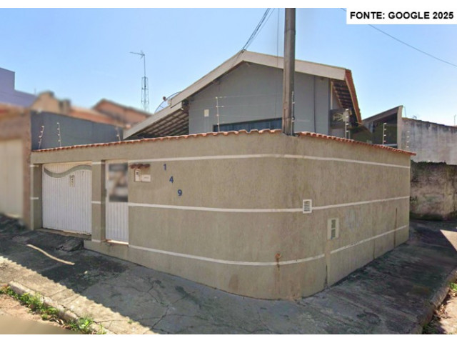 Casa com 3 quartos no Jardim Santa Helena (foto 2 de 15)