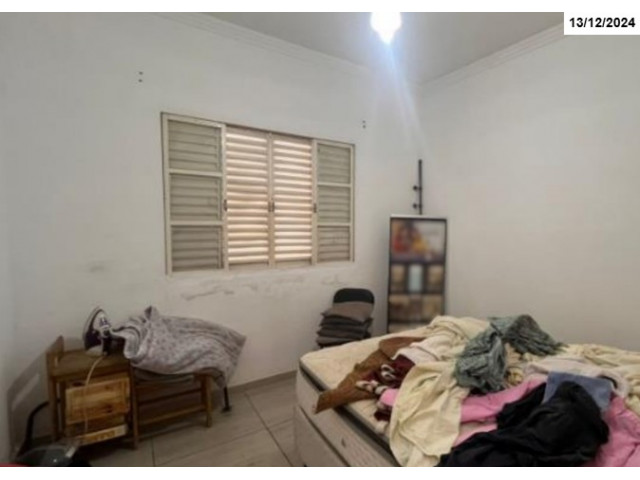 Casa com 3 quartos no Jardim Santa Helena (foto 11 de 15)
