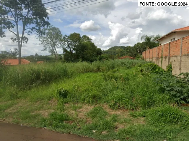 Terreno c/ 603m² - São Simão/SP