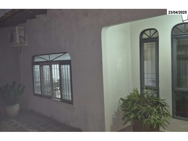 Sobrado com 3 quartos, 296,65m²