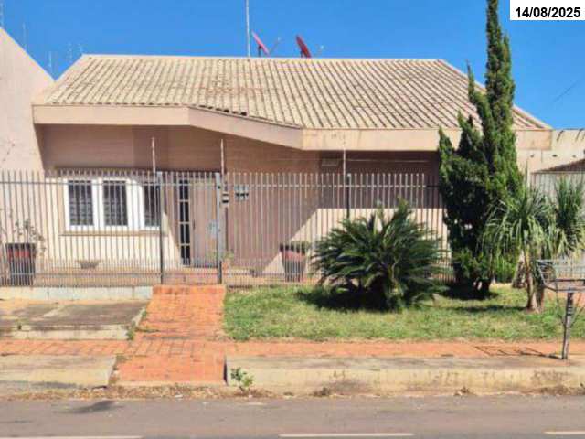 Foto Capa: Ponta Porã/MS - Casa - 224,15m² - Terreno - 12,5x28m