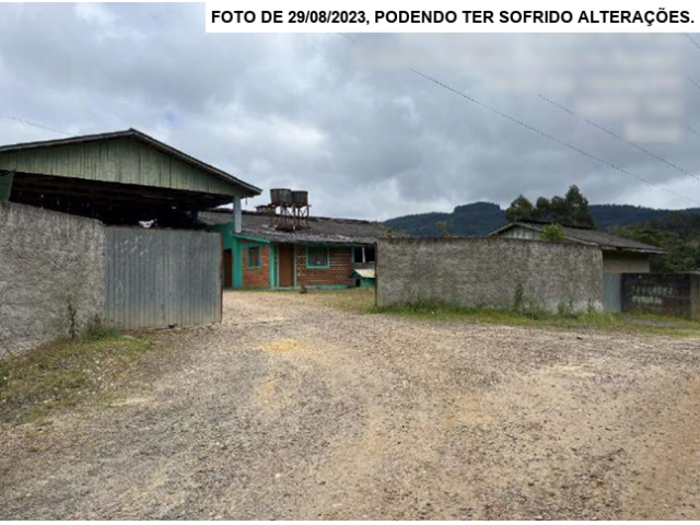 Foto Capa: União da Vitória/PR | 50% de Terreno c/ 12.100m² - 4 Galpões