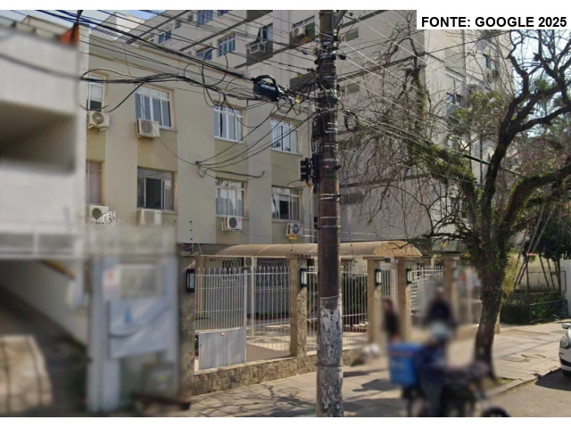 Apartamento no Menino Deus (foto 3 de 8)