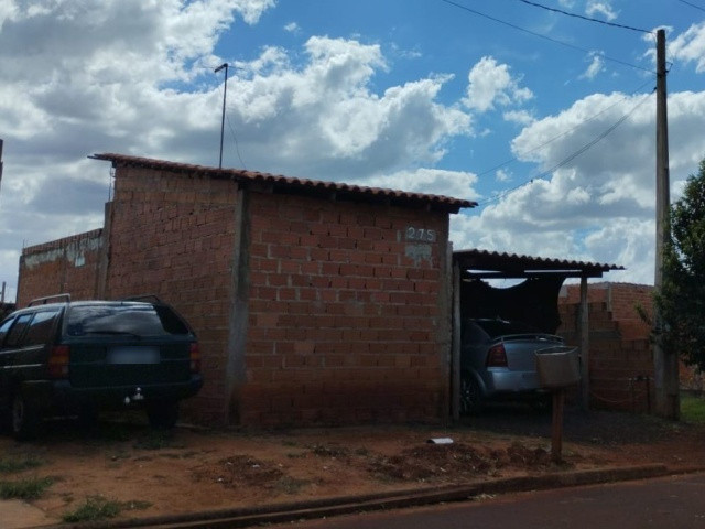 Foto Capa: Luiz Antônio/SP | Direitos - Casa - Terreno c/ 200m²