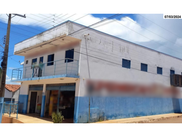 Comercial com 3 quartos no Céu Azul (foto 2 de 10)