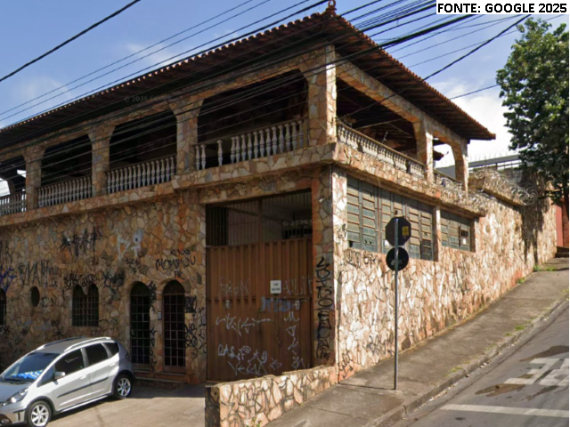 Casa e Galpão - Terreno c/ 536,45m² - Belo Horizonte/MG