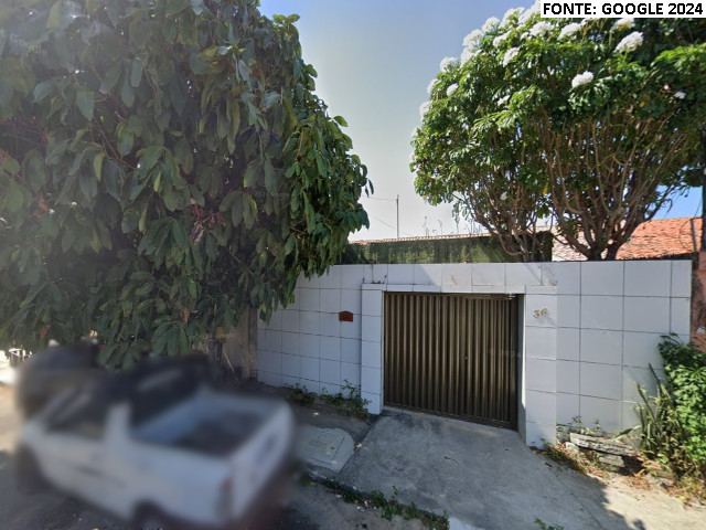 Casa no Itaperi (foto 3 de 4)