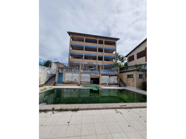 Direito- Prédio c/ 733,22m² -Terreno c/743,30m² - Aquiraz/CE