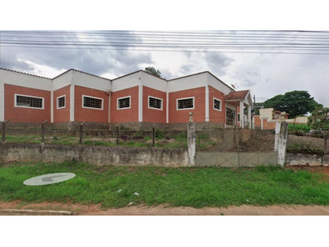 Barracão c/ 420,10m² - Terreno c/ 1.599m² - Três Corações/MG