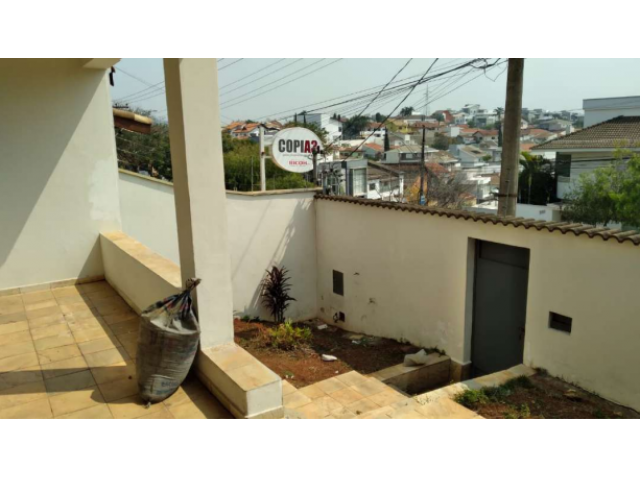Sobrado c/ 304,24m² - Terreno c/ 362,50m² - Pouso Alegre/MG