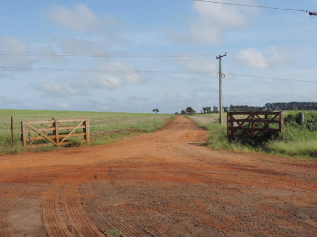 Sítio c/ 23,71 hectares - Itaí/SP