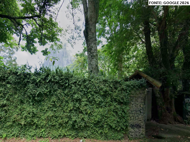 Casa - terreno c/ 2.502,50m² - Rio de Janeiro/RJ