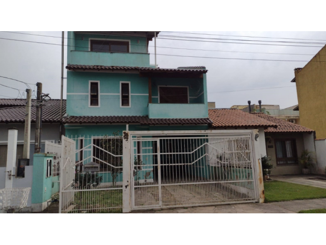 Casa - Terreno c/ 140m² - Porto Alegre/RS