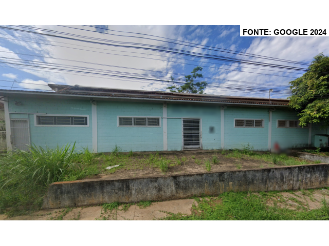 5 Edificações - Terreno c/ 3.310m²- São José do Rio Pardo/SP