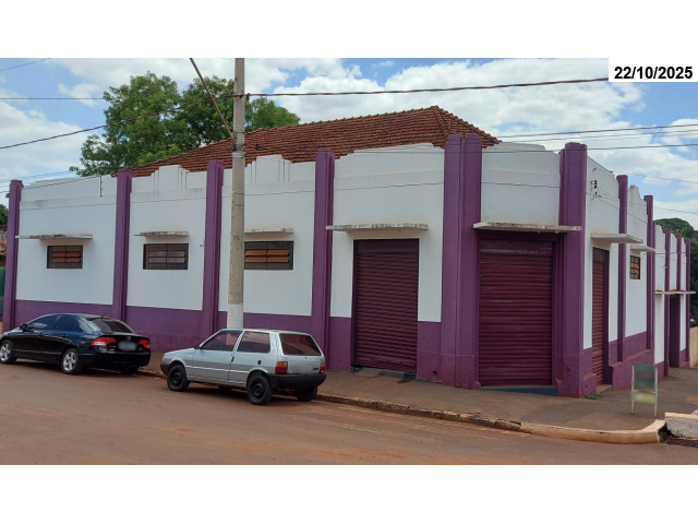 Edificação c/ 165,36m² - Terreno - Terra Roxa/SP