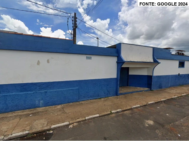 Terreno (foto 2 de 3)