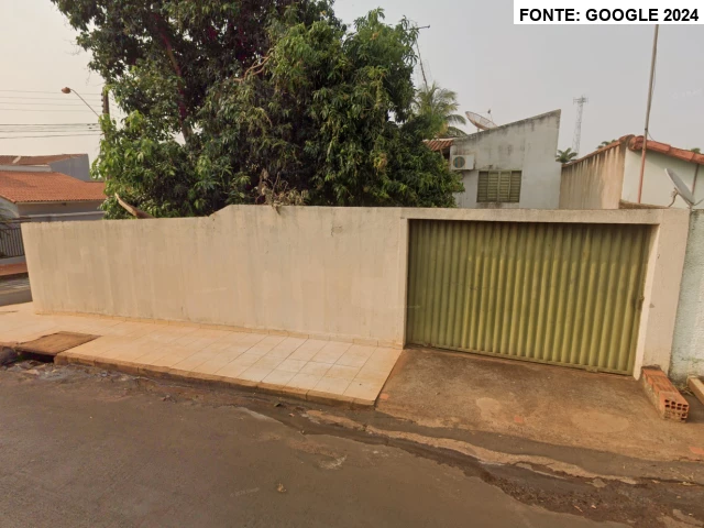 Casa com 3 quartos (foto 6 de 6)
