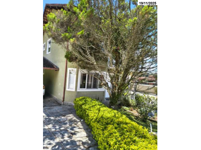 Casa assobradada - terreno de 320,90m² - teresópolis/rj