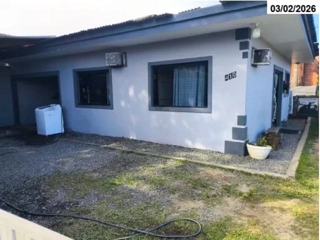 Casa c/ 94,5m² - terreno c/ 262,50m² - joinville/sc
