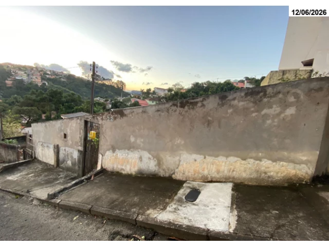 Casa - 47,19m² - Terreno - 570m² - Vila São Vicente de Paula
