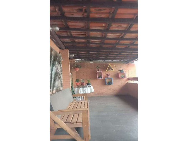 Casa com 2 quartos no Bairro das Flores (foto 4 de 10)