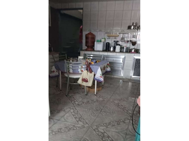 Casa com 2 quartos no Bairro das Flores (foto 5 de 10)