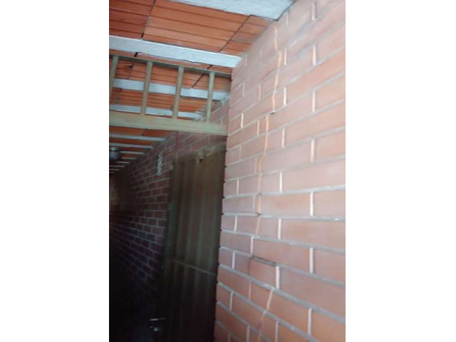 Casa com 2 quartos no Bairro das Flores (foto 7 de 10)