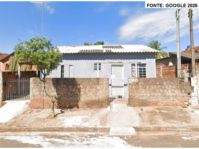 Casa com 2 quartos no Centro (foto 2 de 4)