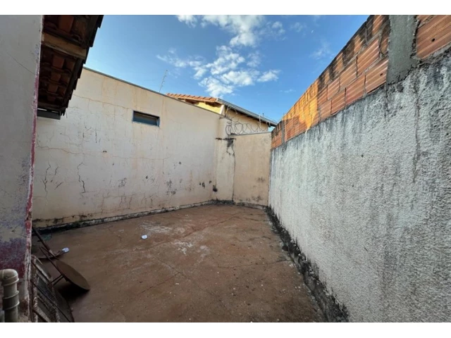 Casa no Doutor José Borges de Sene (foto 6 de 12)