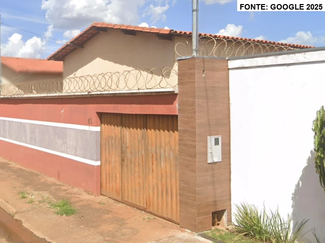 Casa com 3 quartos no Jardim Europa (foto 2 de 9)