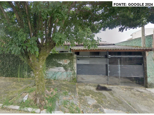 Casa - Terreno c/ 388,50m² - Taubaté/SP