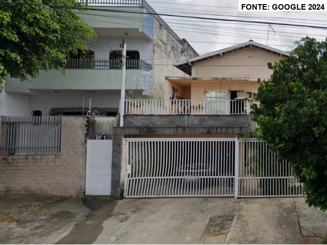 02 Casas c/ aprox. 389,03m² - Taubaté/SP