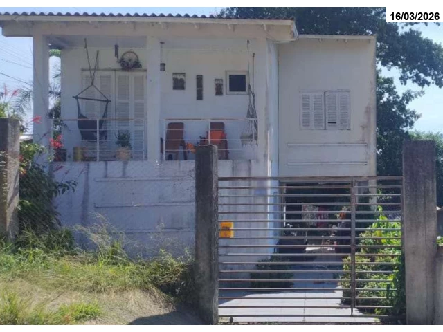 Casa 127,86m² - Terreno 330m² – Travessa Dona Maria- B. Ermo