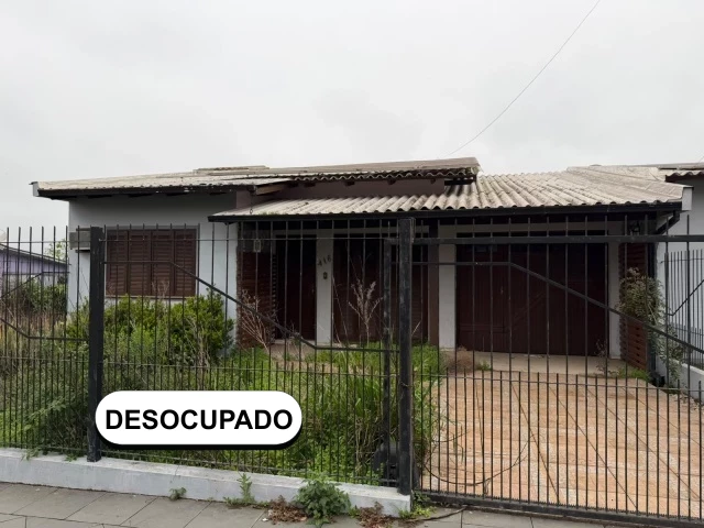 Casa - 129,635m² - Terreno - 295m² - B. Arco Íris
