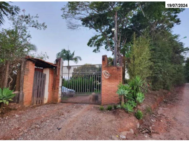Chácara c/ 8.190m² - Casa - Piscina - Atibaia/SP