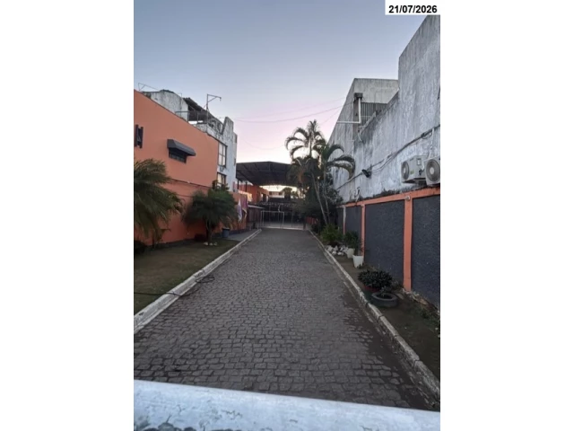 Prédio no Centro (foto 4 de 5)
