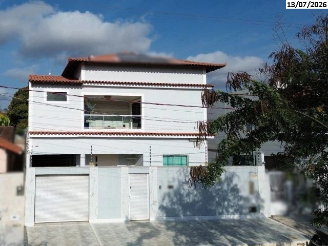 Sobrado c/ 282m² - Terreno 240m² - Sapucaia -Baixo Guandu/ES