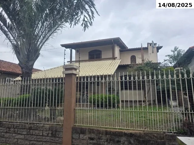 Casa - 306,02m² - Terreno - 378,05m² - B. Celeste