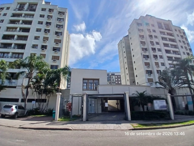 Foto 1 de Box de garagem - 10,58m² - B. Jardim Sabará