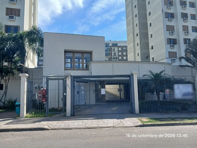 Garagem/Box no Jardim Sabará (foto 2 de 6)