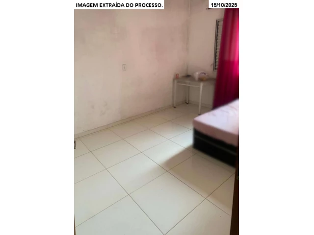 Casa com 2 quartos no Edith Lopes (foto 5 de 9)
