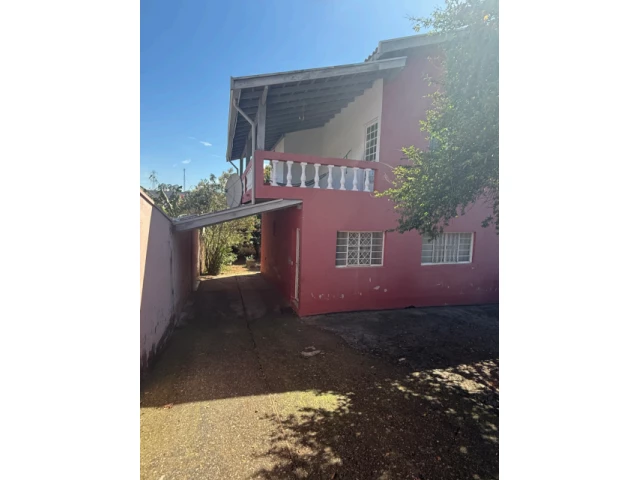 Casa com 4 quartos (foto 6 de 7)