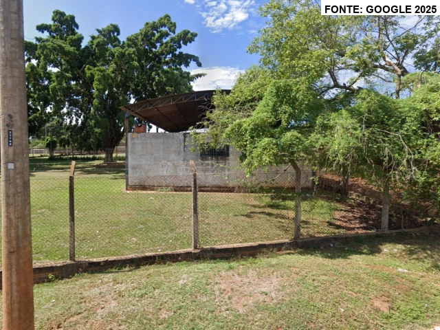 Galpão no Jardim Petit Trianon (foto 2 de 4)