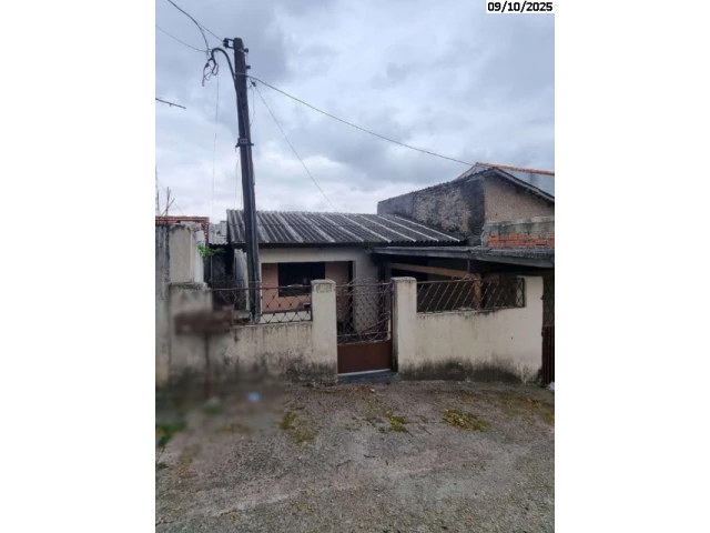 Casa em leilão em Carapicuiba/SP a partir de R$ 65.000 | Lance Rápido