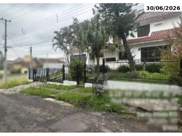 Sobrado - 327,20m² - Terreno - 588,00m² - B. São José