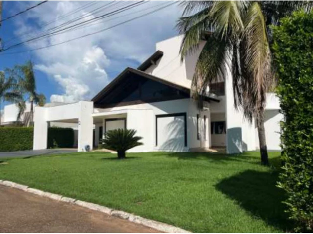 Casa c/ 284,66m² - Terreno c/ 1.050,00m² - Rondonópolis/MT 